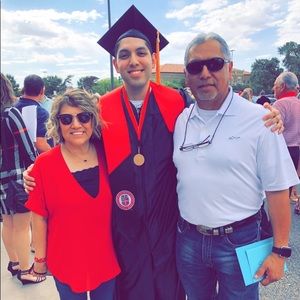 Meet your Posher, Alex